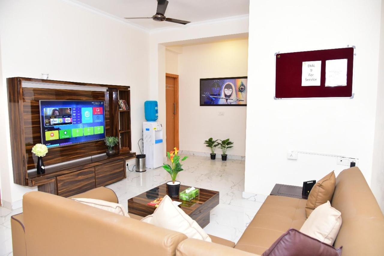Arkaya Inn Gurgaon Bagian luar foto