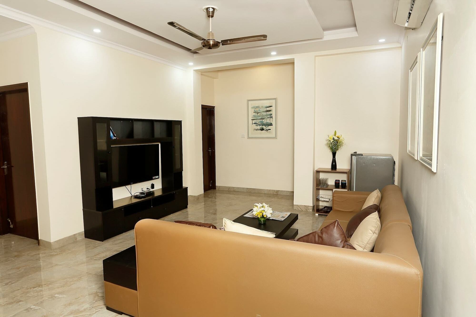 Arkaya Inn Gurgaon Bagian luar foto